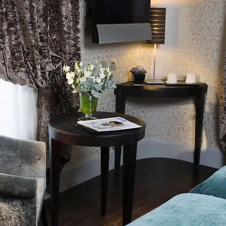 Ares Eiffel Hotel Parigi