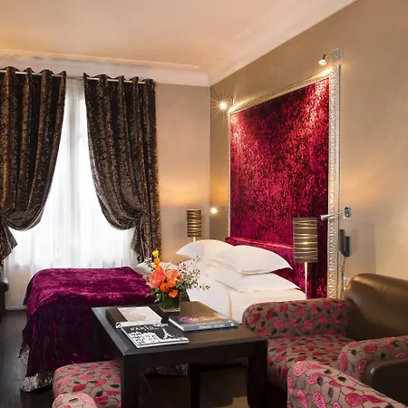 Ares Eiffel Hotel 4*