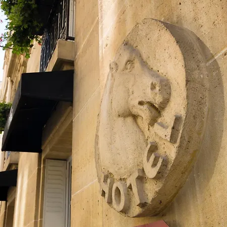 Ares Eiffel 4* Parigi
