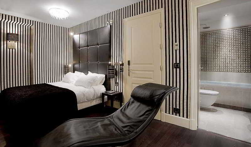 Hotel Ares Eiffel Parigi